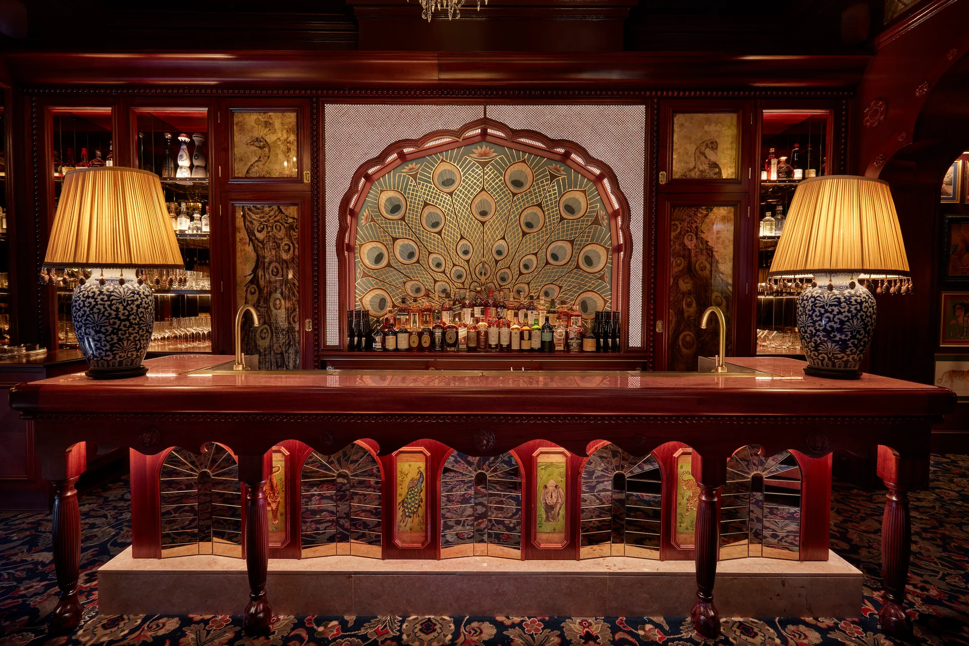 42 ALBEMARLE STREET interior